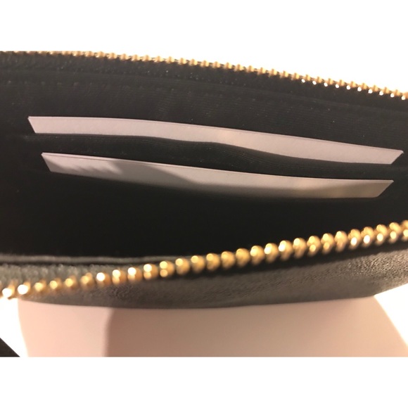 Coach Small Wristlet - Picture 9 of 9